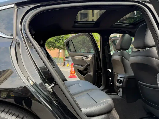 Cadillac CT5 — Фото автомобиля 19