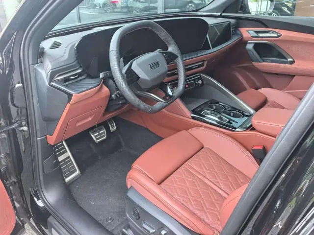 Audi Q5L — Фото автомобиля 9