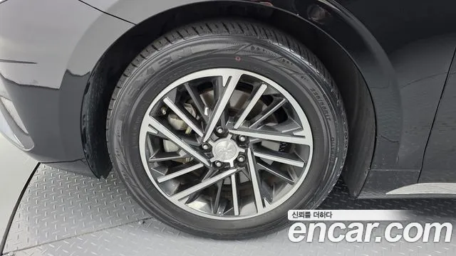 Hyundai Grandeur New — Фото автомобиля 5