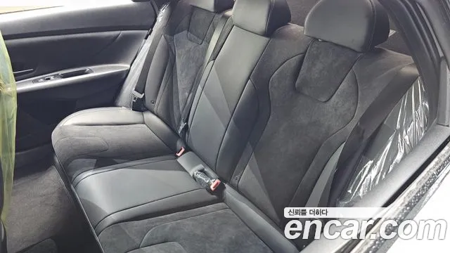 Hyundai AVANTE — Фото автомобиля 25