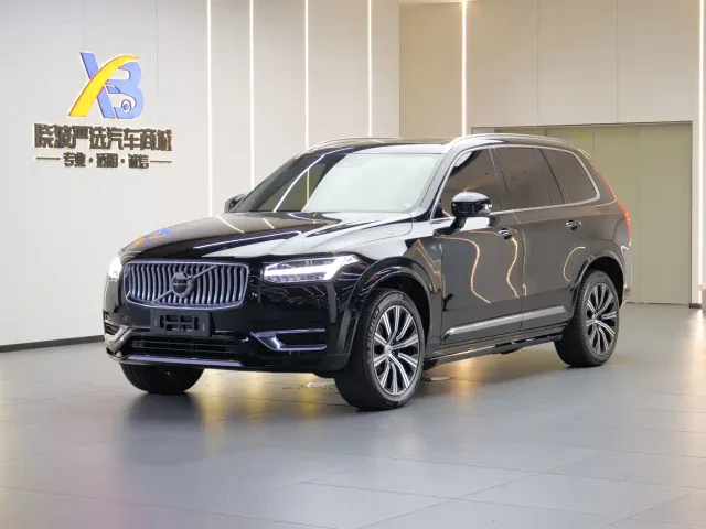 Фотография автомобиля — Volvo XC90