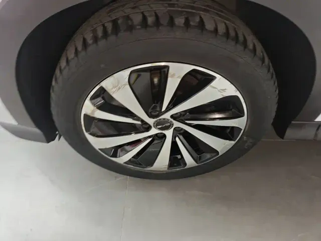 BYD Song PLUS — Фото автомобиля 22