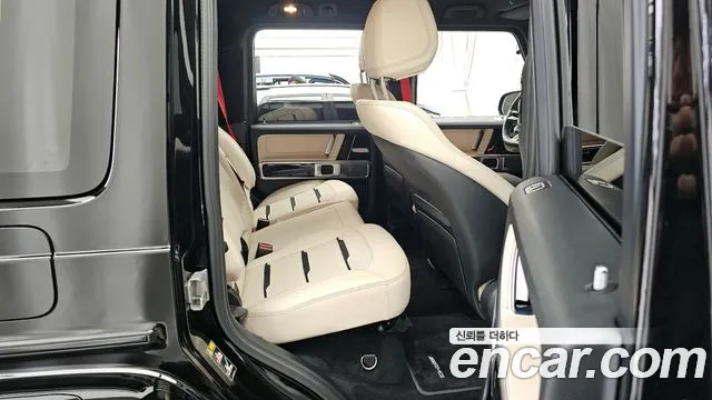 Mercedes-Benz G-Class — Фото автомобиля 12
