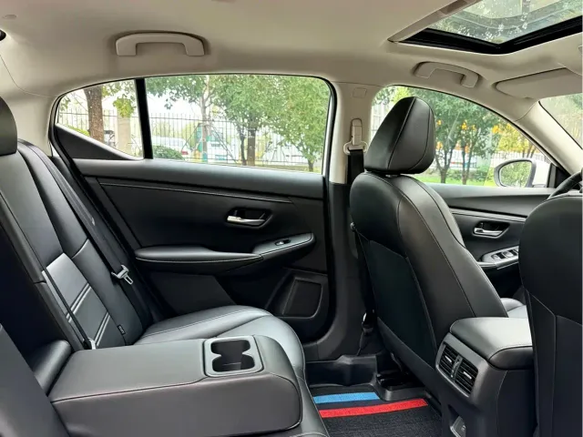 Nissan Sylphy — Фото автомобиля 23
