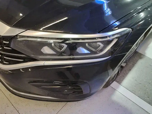 Volkswagen Passat — Фото автомобиля 23
