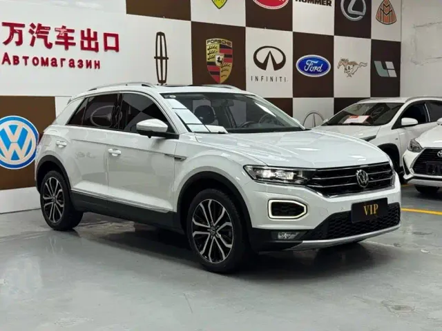 Volkswagen T-Roc — Фото автомобиля 3