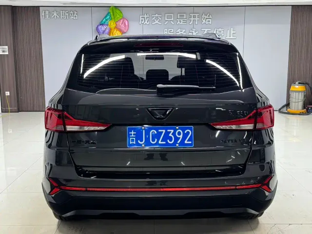 Jetta VS7 — Фото автомобиля 5