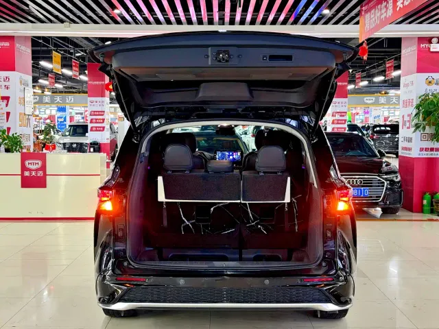 Toyota Granvia — Фото автомобиля 19