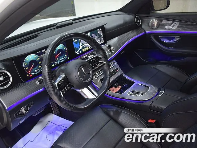 Mercedes-Benz E-Class — Фото автомобиля 8