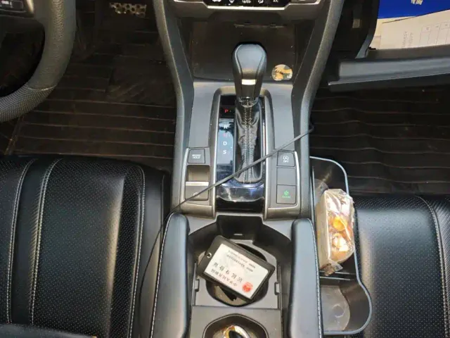 Honda Civic — Фото автомобиля 16