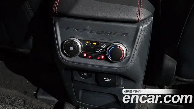 Ford Explorer 6th Gen — Фото автомобиля 30