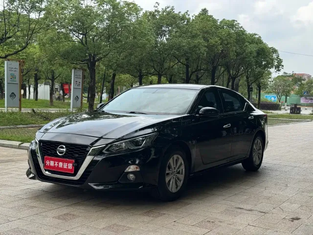 Фотография автомобиля — Nissan Teana