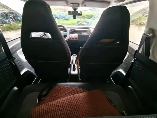 Wuling Hongguang Mini EV — Фото автомобиля 9
