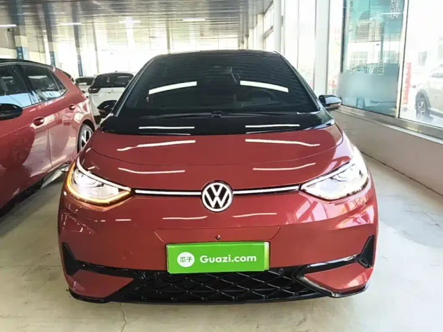 Volkswagen ID.3 — Фото автомобиля 2