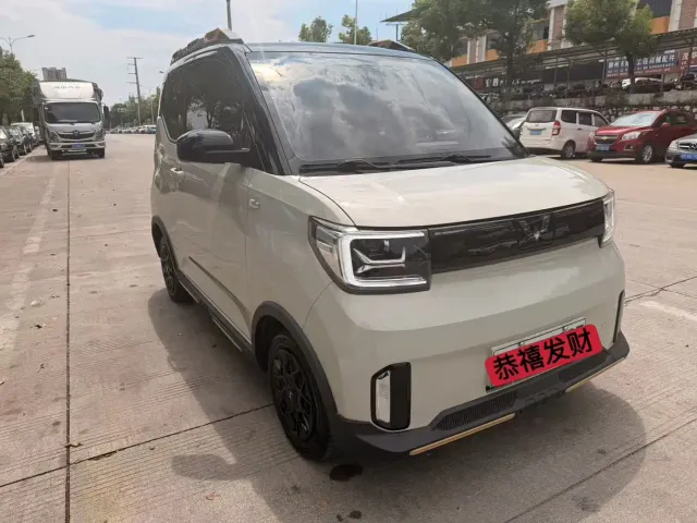 Wuling Hongguang Mini EV — Фото автомобиля 3