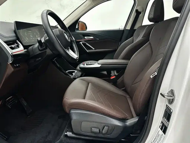 BMW X1 — Фото автомобиля 10