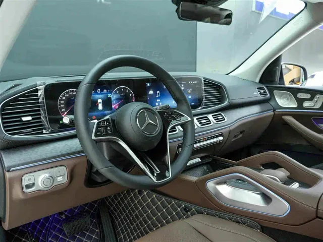 Mercedes-Benz GLE-Class — Фото автомобиля 7
