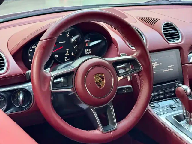 Porsche 718 — Фото автомобиля 8