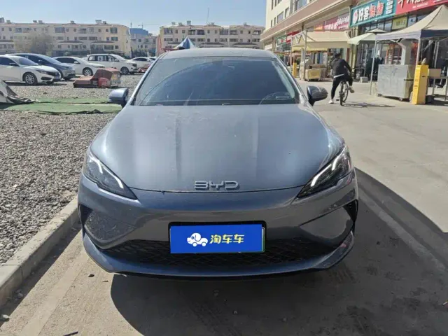 BYD Seal 05 DM-i — Фото автомобиля 2