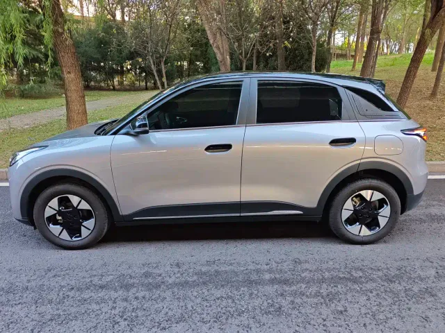 Geely Starry Wish — Фото автомобиля 12