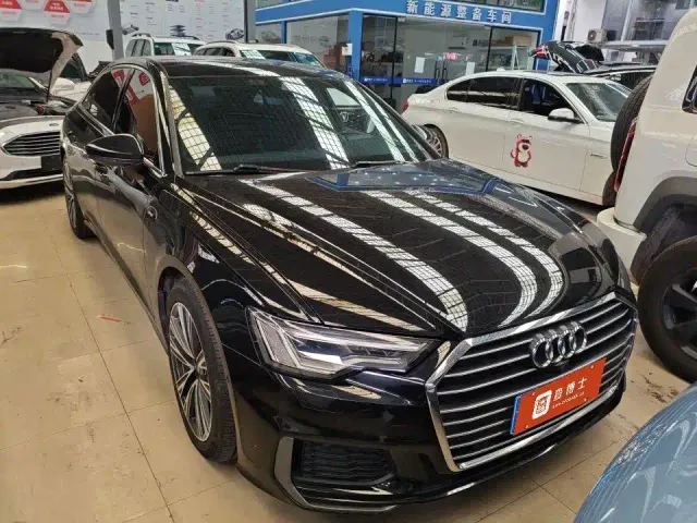 Audi A6L — Фото автомобиля 5
