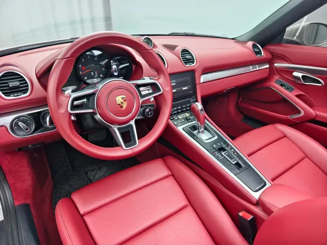 Porsche 718 — Фото автомобиля 6