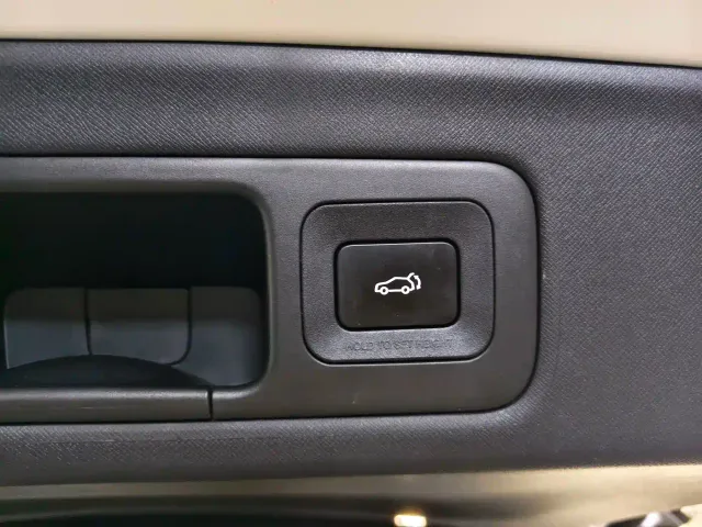 GAC Trumpchi M8 — Фото автомобиля 13