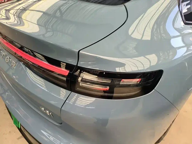 Leapmotor B01 — Фото автомобиля 7