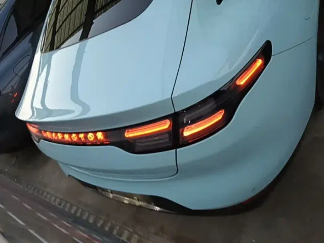 Leapmotor C01 — Фото автомобиля 5