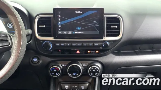 Hyundai Venue — Фото автомобиля 20