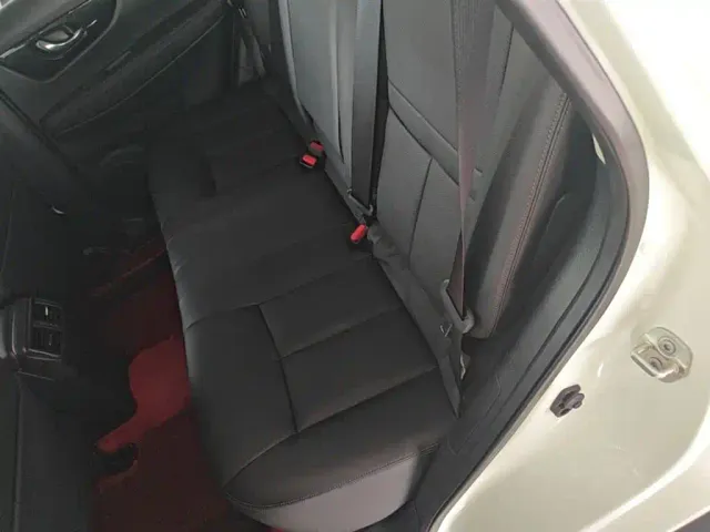 Nissan X-Trail — Фото автомобиля 16