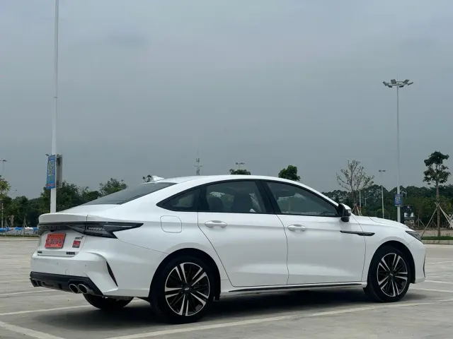 Chery Arrizo 8 — Фото автомобиля 5