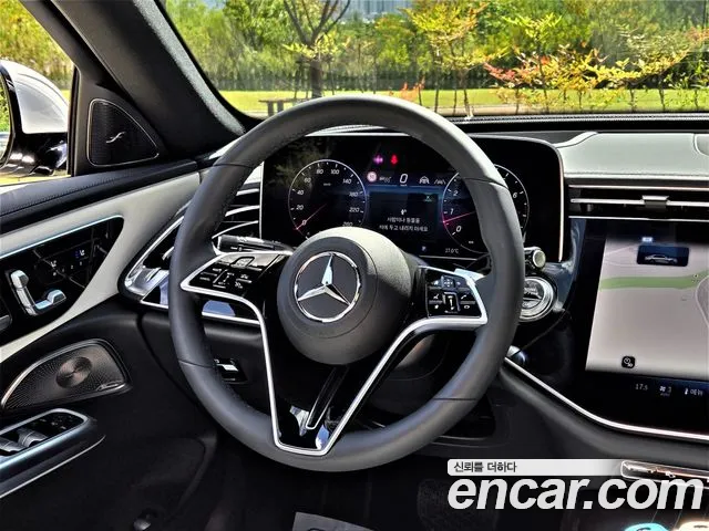 Mercedes-Benz E-Class W214 — Фото автомобиля 12