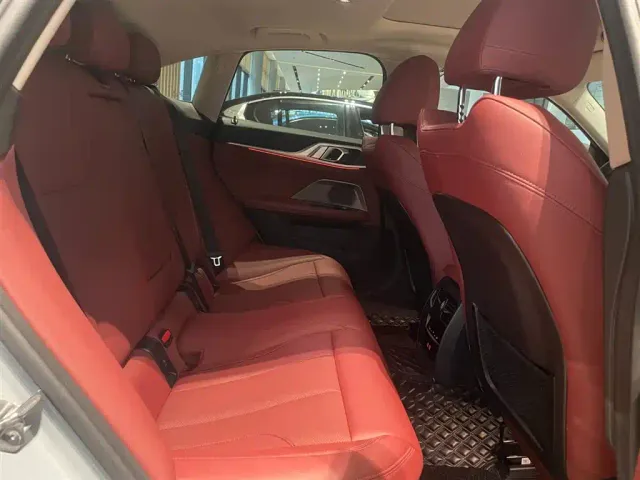 BMW 4 Series — Фото автомобиля 5