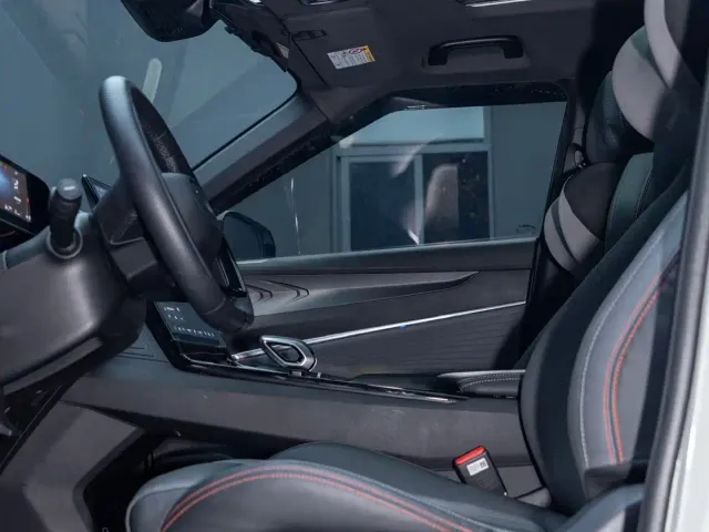 Geely Boyue — Фото автомобиля 11