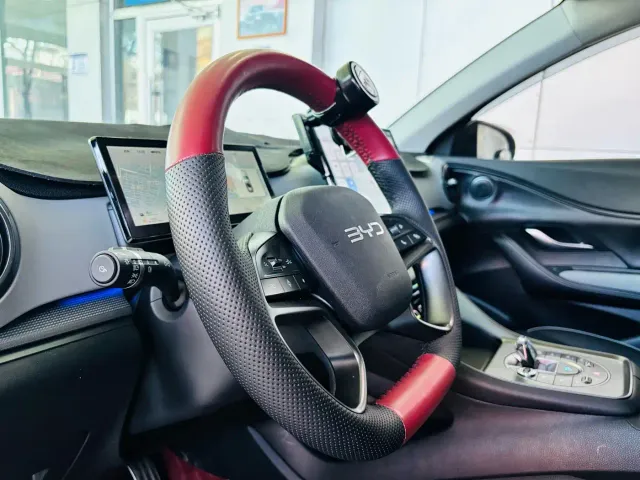 BYD Seal 05 DM-i — Фото автомобиля 10