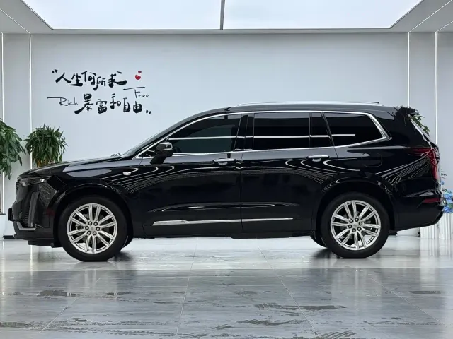 Cadillac XT6 — Фото автомобиля 22