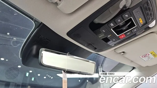 Kia Carnival 4th Gen — Фото автомобиля 25