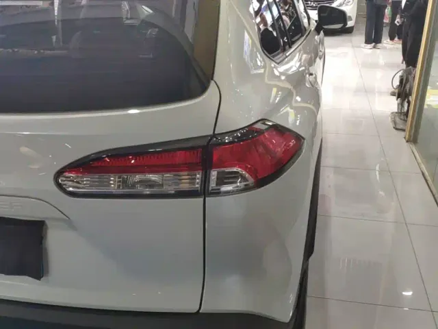 Toyota Frontlander — Фото автомобиля 7