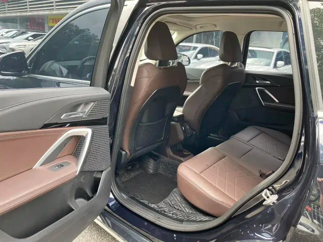BMW X1 — Фото автомобиля 8