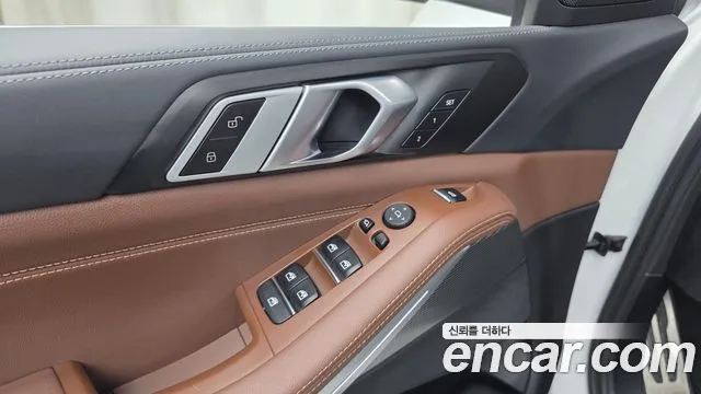 BMW X5 xDrive 40i M Sport — Фото автомобиля 27