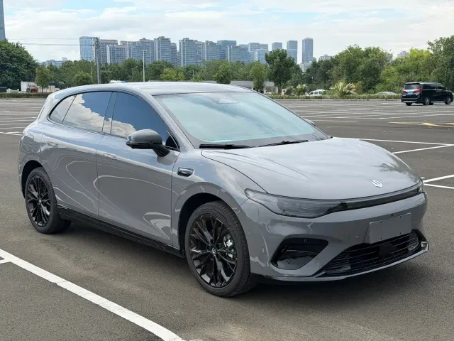 Leapmotor Lafa 5 — Фото автомобиля 3