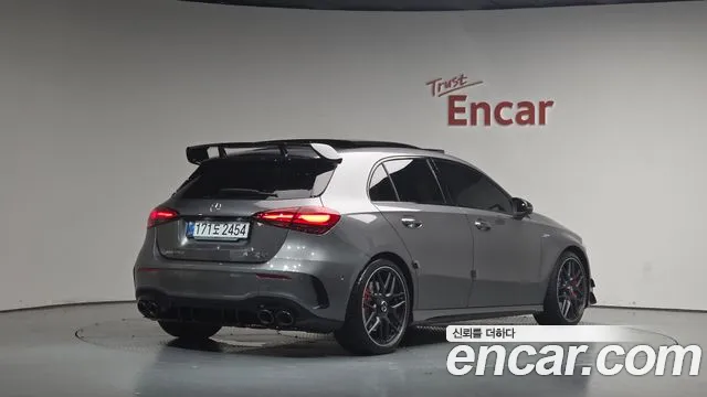 Mercedes-Benz A-Class — Фото автомобиля 2
