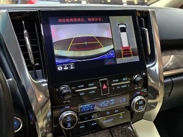 Toyota Vellfire — Фото автомобиля 14