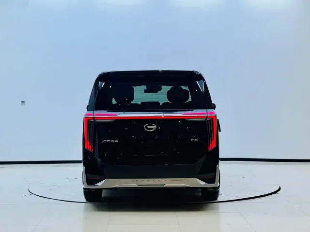 GAC Trumpchi M8 — Фото автомобиля 14
