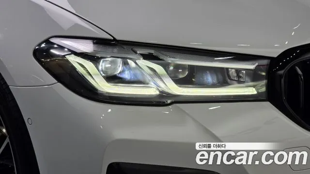 BMW 5 Series G30 — Фото автомобиля 7