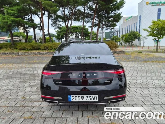 Genesis G90 Бензин 3.5 турбо AWD — Фото автомобиля 4
