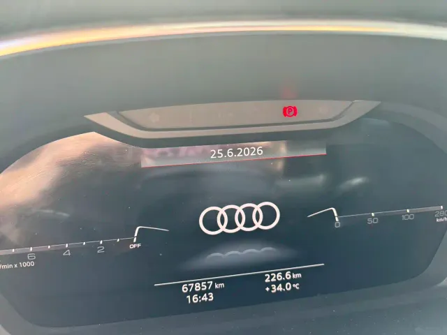 Audi Q3 — Фото автомобиля 16