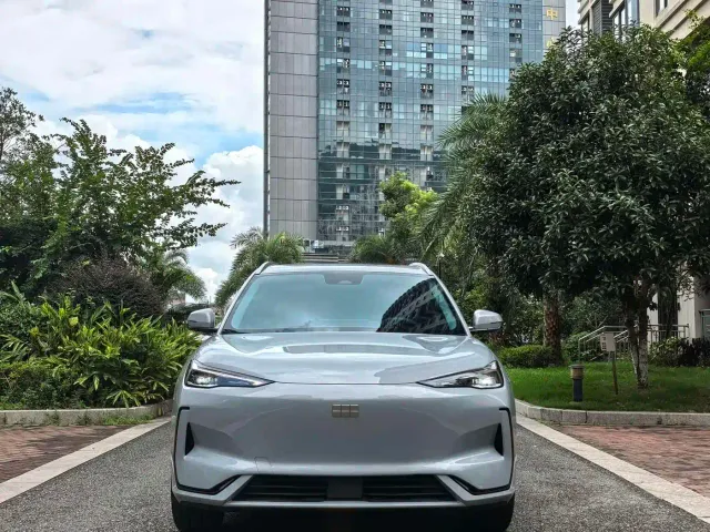 Geely Galaxy E5 — Фото автомобиля 2