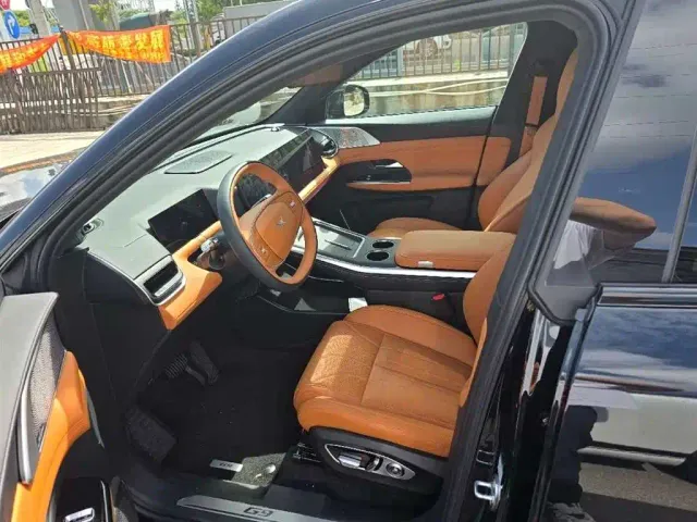 Xpeng G9 — Фото автомобиля 6